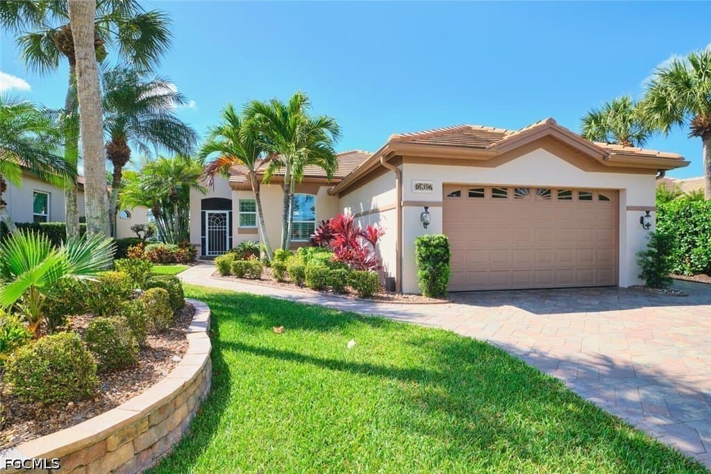 3 bedroom house for sale at 16396 Willowcrest Way Fort Myers - $779,900
