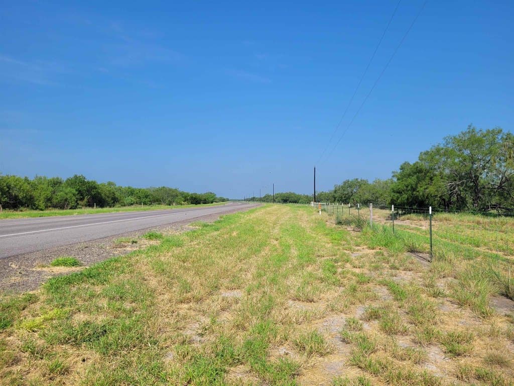 land for sale at 1003 US Highway 359 Aguilares - $234,000