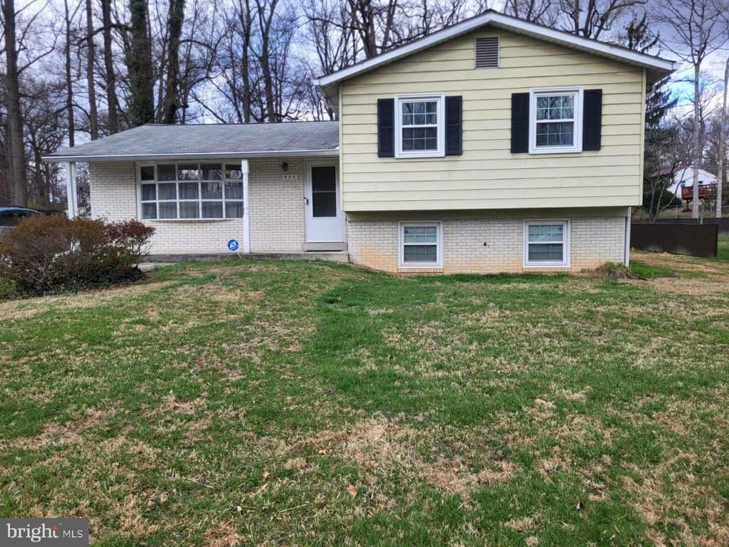 3 bedroom house for sale at 405 Woodland Rd Gaithersburg 20877 - $515,000