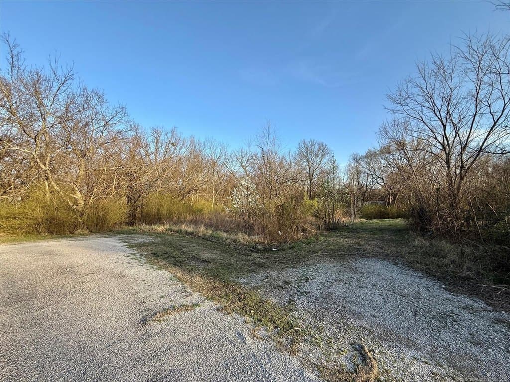 land for sale at 26180 E 18th St Catoosa - $159,900