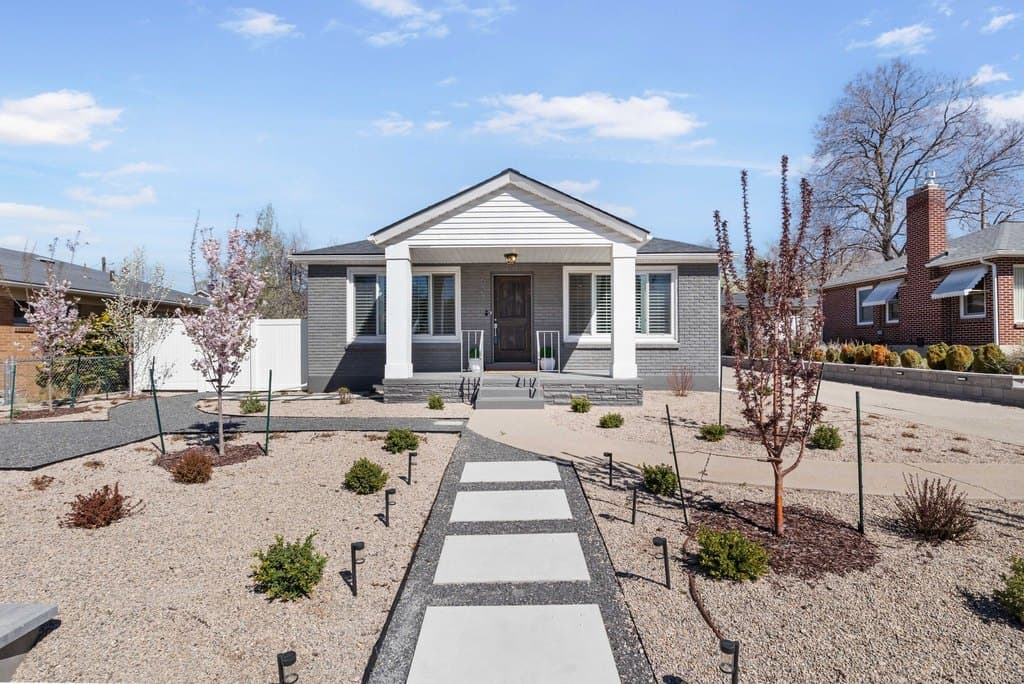 4 bedroom house for sale at 2023 E 1700 S Salt Lake City - $950,000