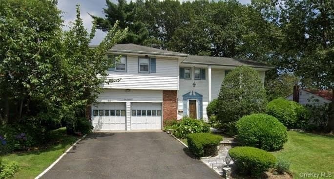 5 bedroom house for sale at 100 Birch Hill Dr Albertson - $1,475,000