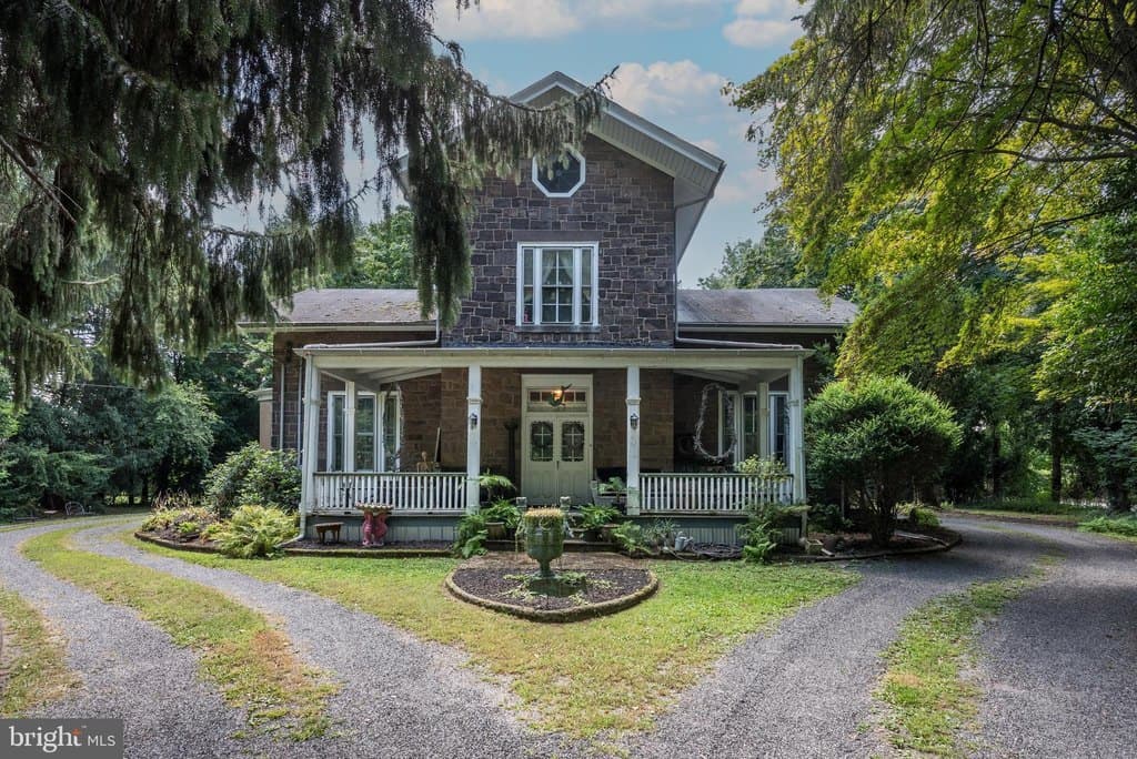 5 bedroom house for sale at 705 Woodlane Rd Beverly - $499,000