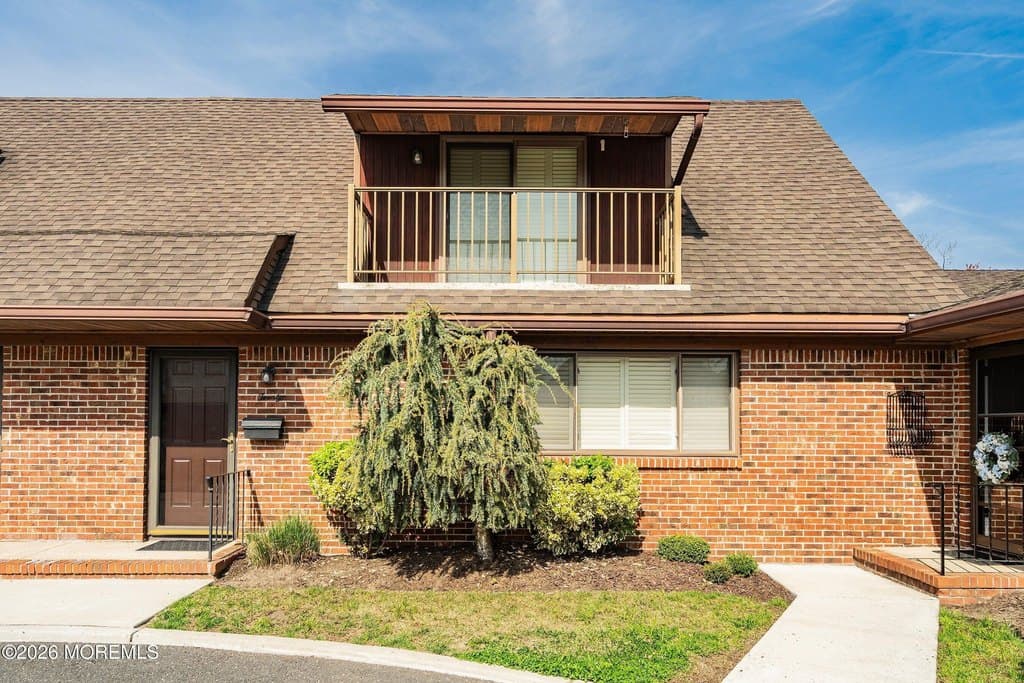 2 bedroom condo for sale at 909 Route 88 Apt 20 Point Pleasant 08742 - $500,000