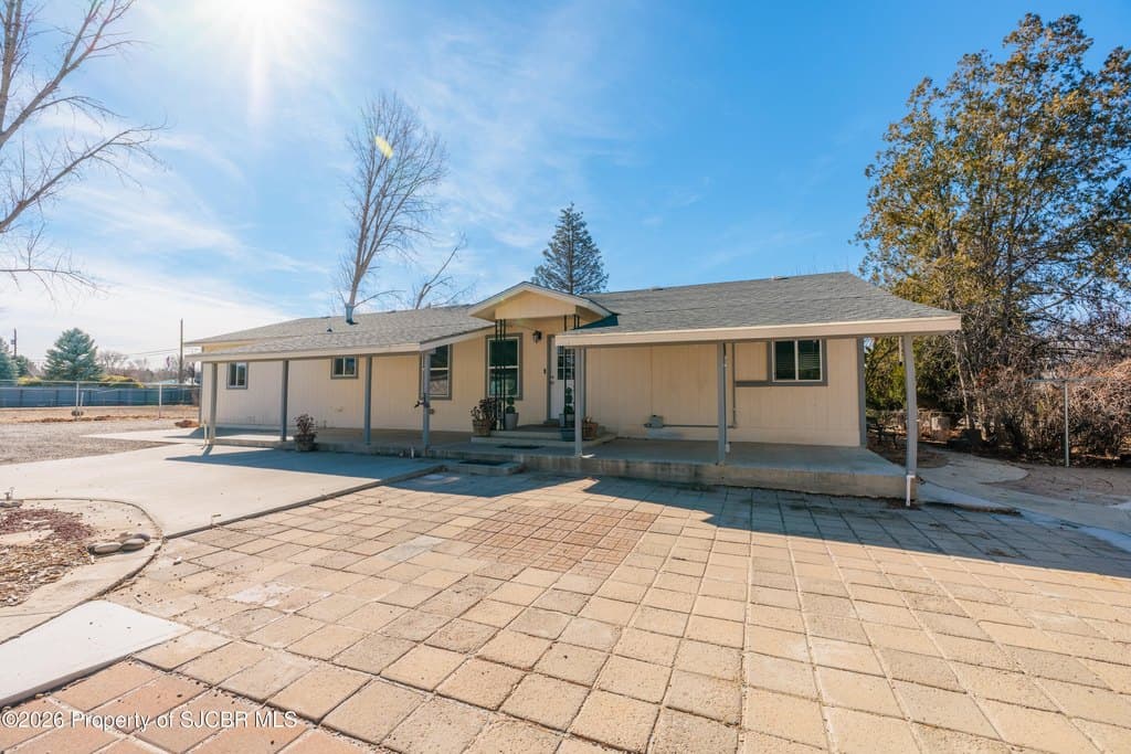 5 bedroom house for sale at 38 Road 5251 Bloomfield - $424,000