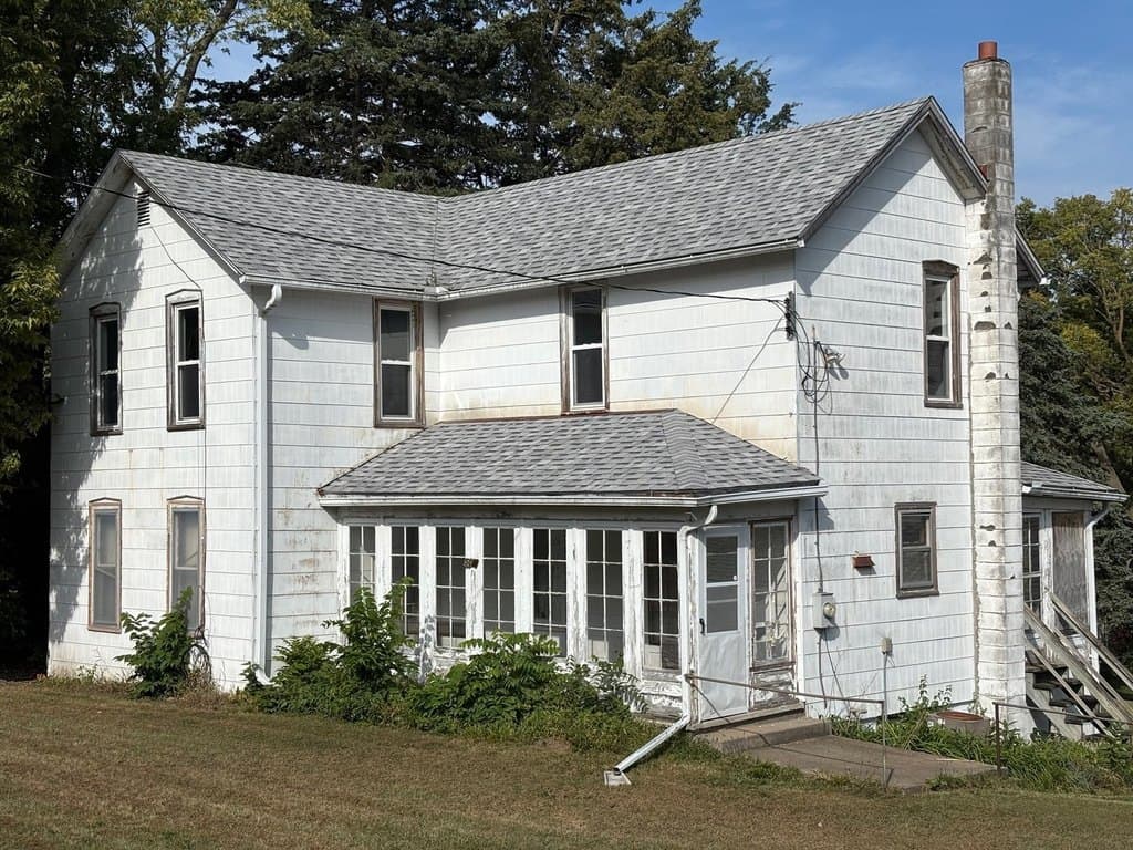 2 bedroom house for sale at 508 N Bluff St Albany - $47,500