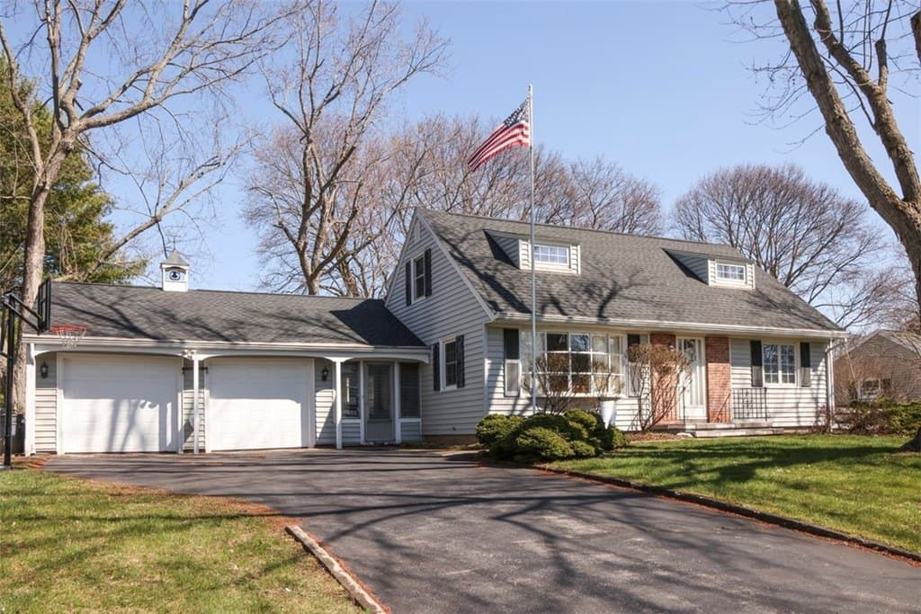 4 bedroom house for sale at 44 W Cavalier Rd Wheatland 14546 - $279,800