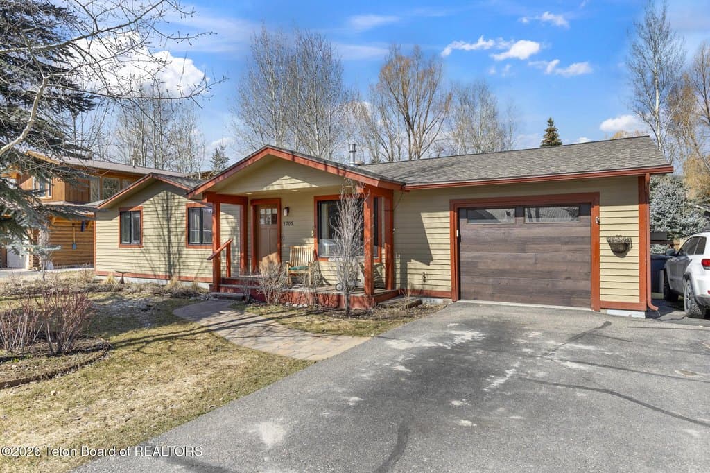 2 bedroom house for sale at 1205 W Hay Sled Dr Jackson 83001 - $2,150,000