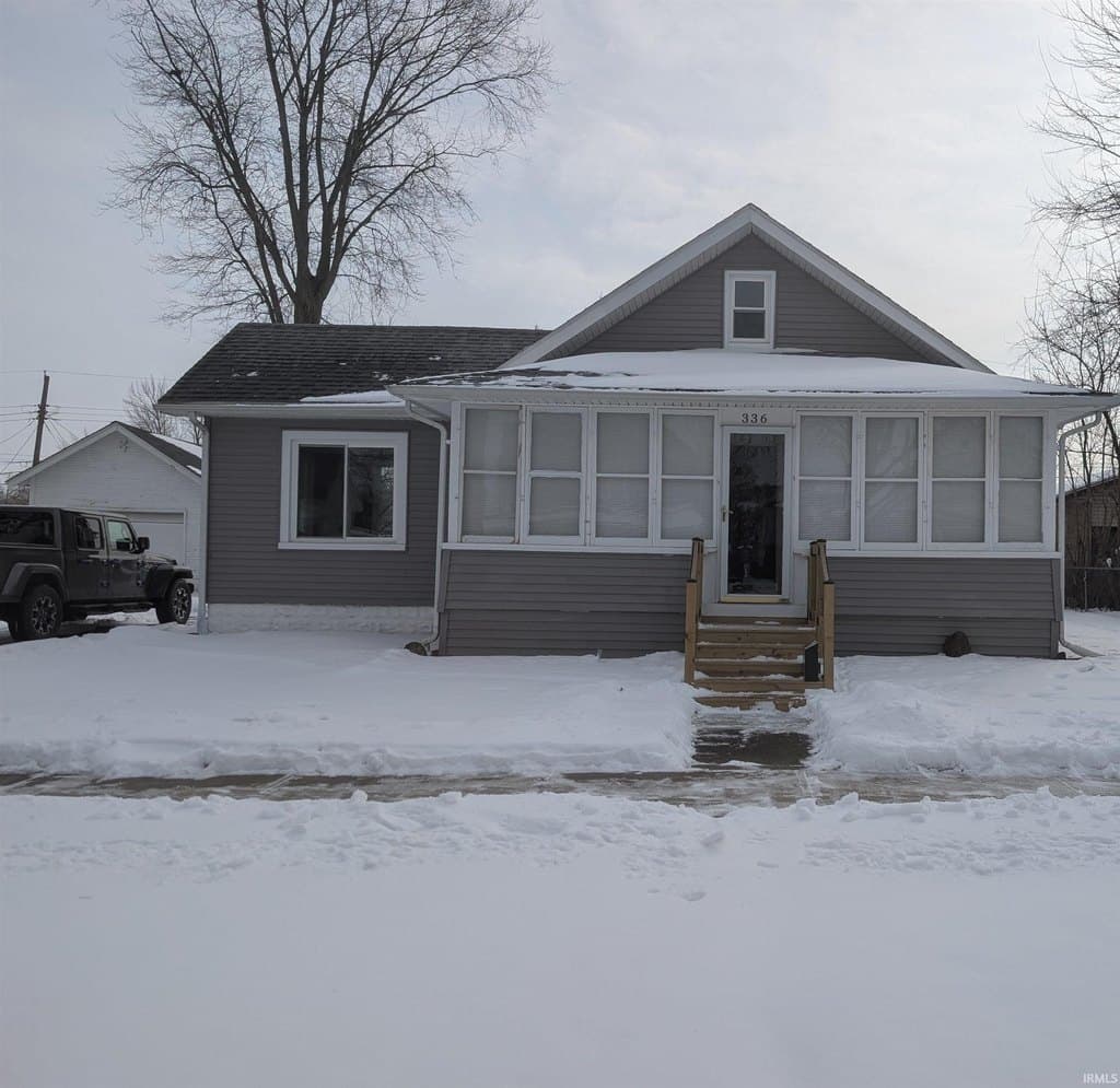 3 bedroom house for sale at 336 W Oak St Butler - $163,900
