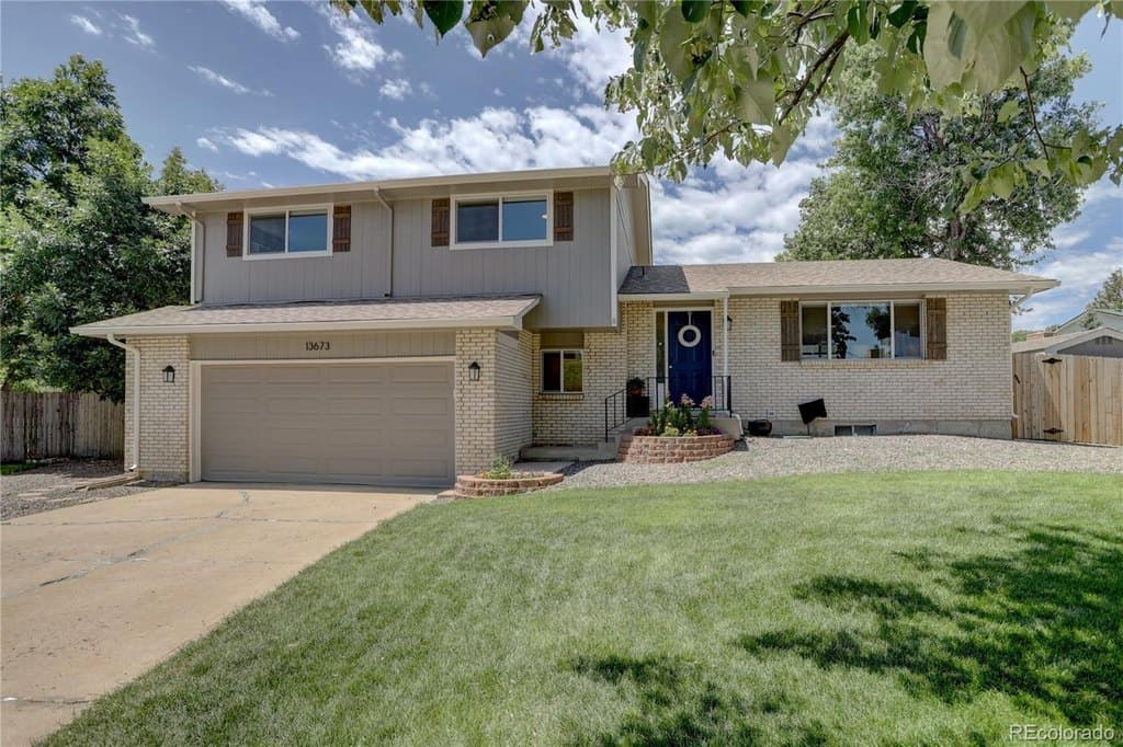 4 bedroom house for sale at 13673 Libra Ct Acres Green - $730,000