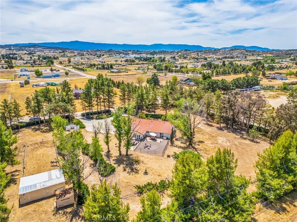 3 bedroom house for sale at 49990 Mojave Ct Aguanga - $675,000