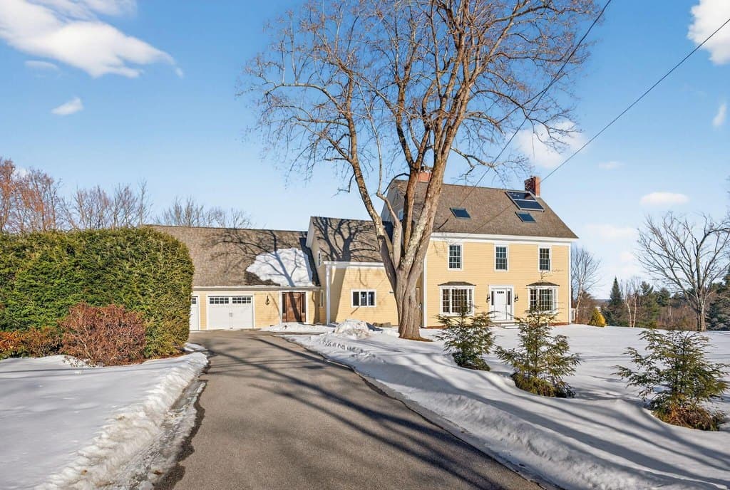 4 bedroom house for sale at 525 W Auburn Rd Auburn - $750,000