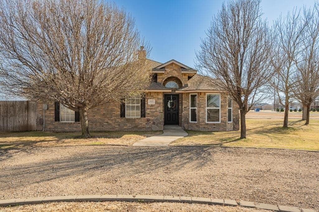 3 bedroom house for sale at 20223 Prairie Wind Rd Bushland - $335,000