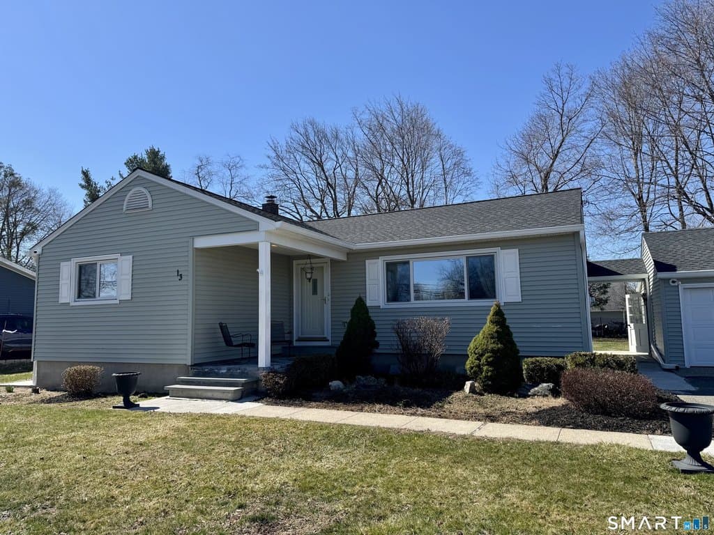 3 bedroom house for sale at 13 Karen Rd Danbury 06811 - $589,900