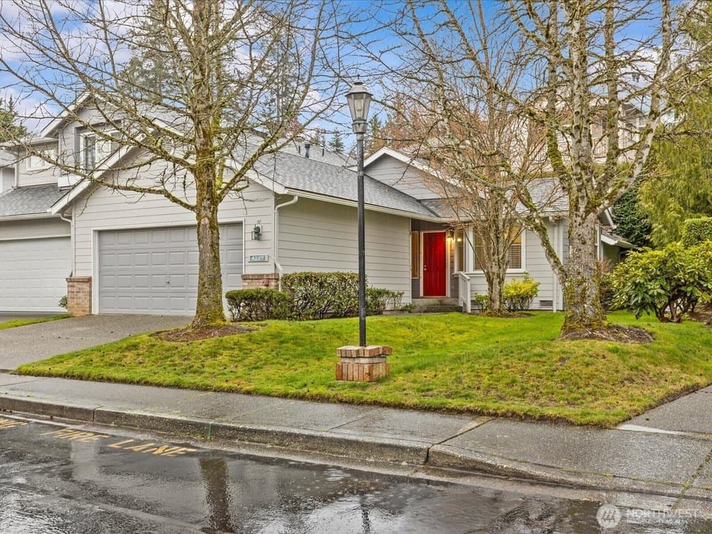 2 bedroom condo for sale at 4227 Stonebridge Way Lynnwood 98037 - $598,000