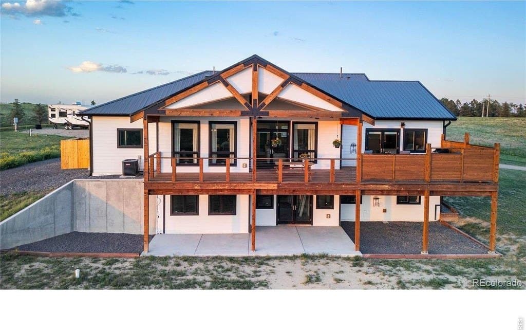 4 bedroom house for sale at 3050 Native Ct Wellington 80549 - $1,075,000