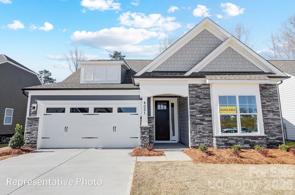 3 bedroom house for sale at 3013 Bent Willow Dr Indian Trail 28079 - $510,900