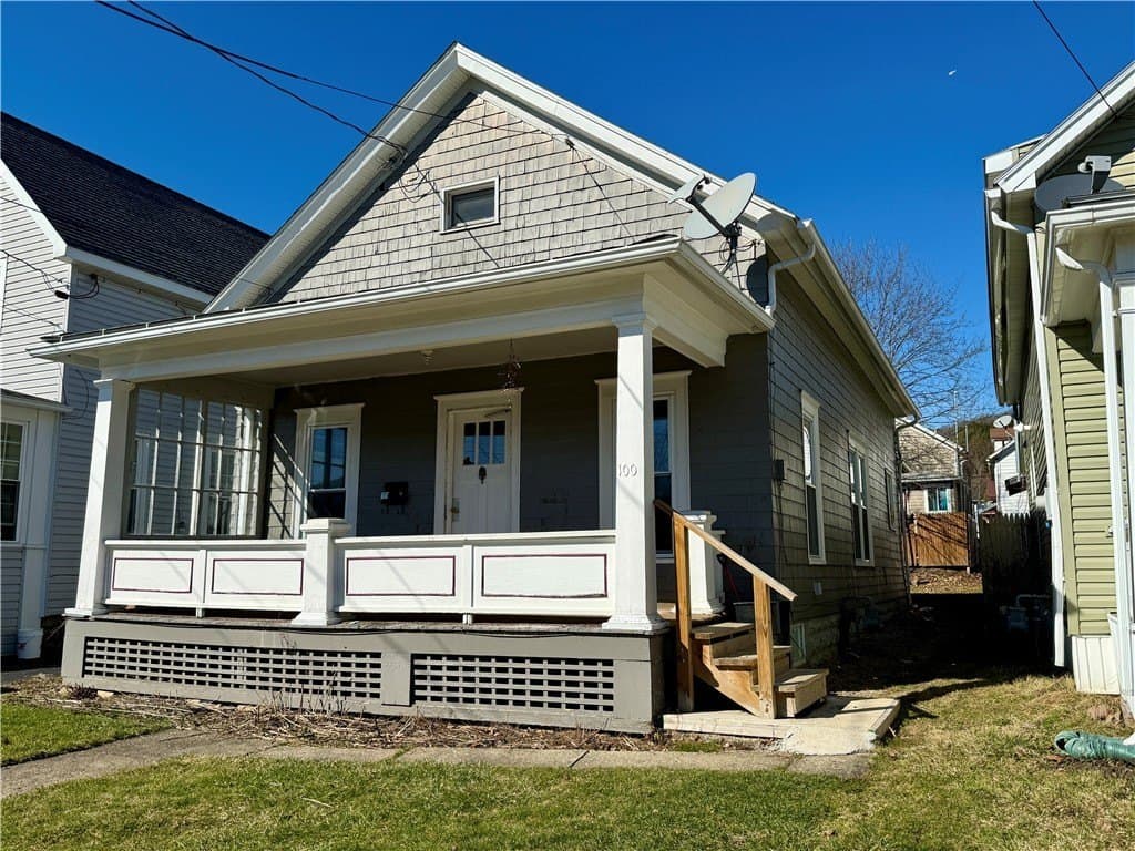 2 bedroom house for sale at 100 State St Bradford - $69,900