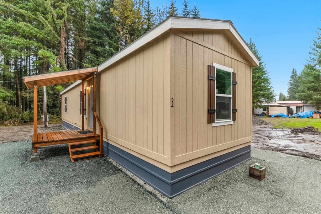 2 bedroom mobile home for sale at 2865 Mendenhall Loop Rd Juneau 99801 - $175,000