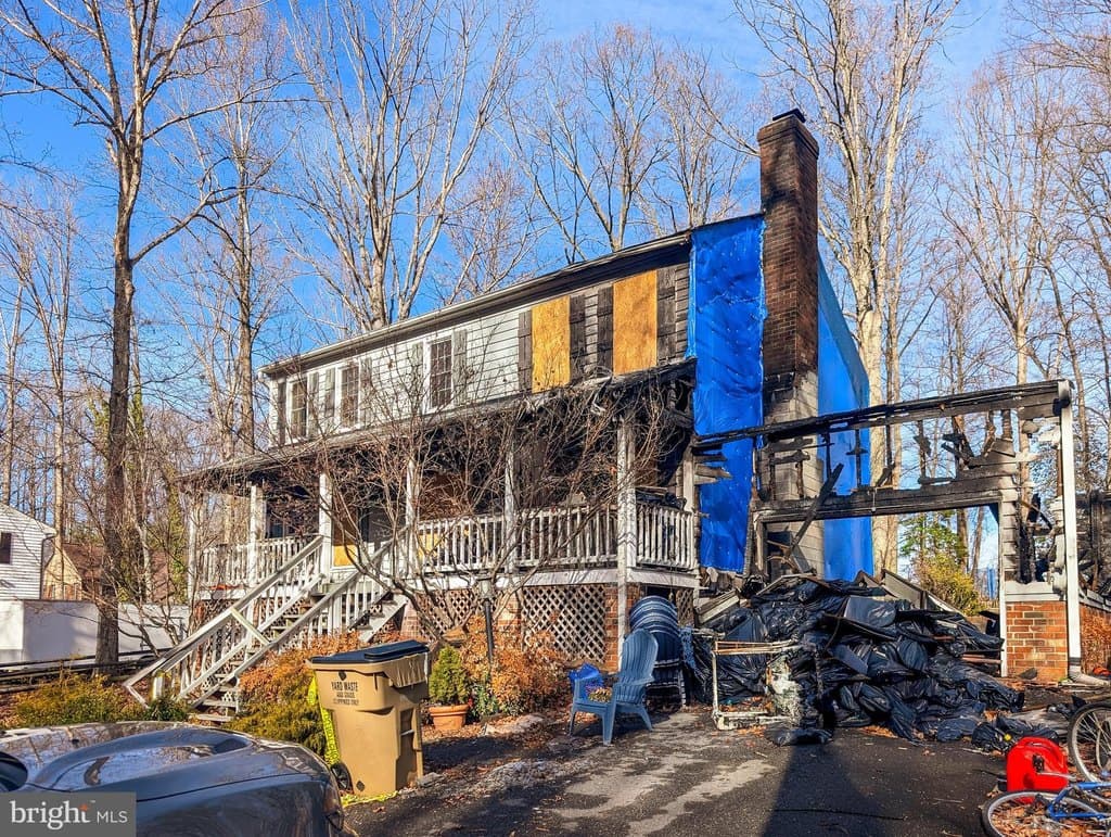 4 bedroom house for sale at 223 Bosun Cv Aquia Harbour - $249,900