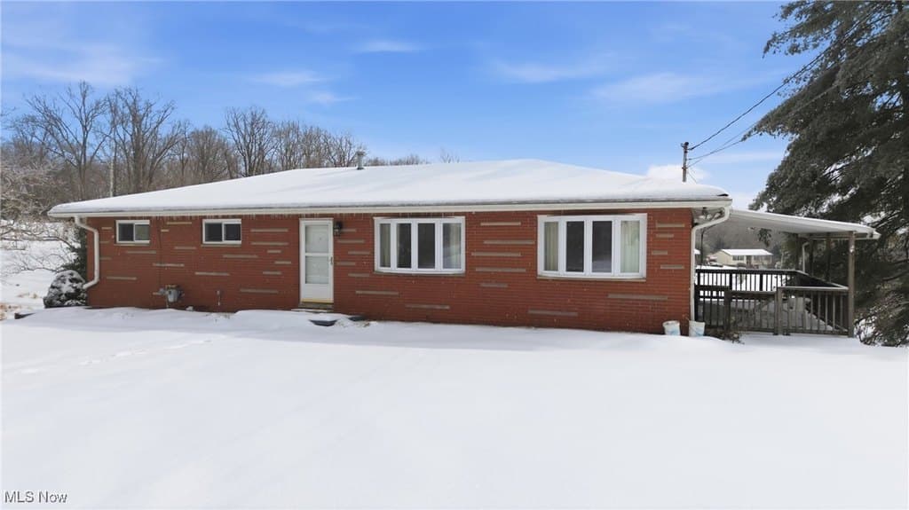 3 bedroom house for sale at 350 Blennerhassett Hts Blennerhassett - $210,000