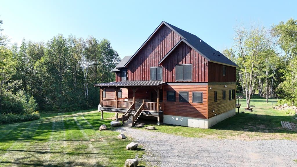 5 bedroom house for sale at 97 The Ninety Rd Beekmantown - $750,000