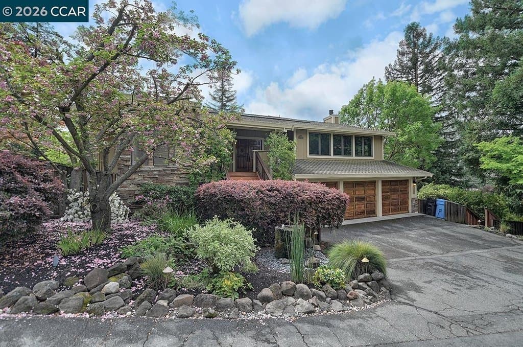 5 bedroom house for sale at 304 Livorna Heights Rd Alamo - $2,998,000