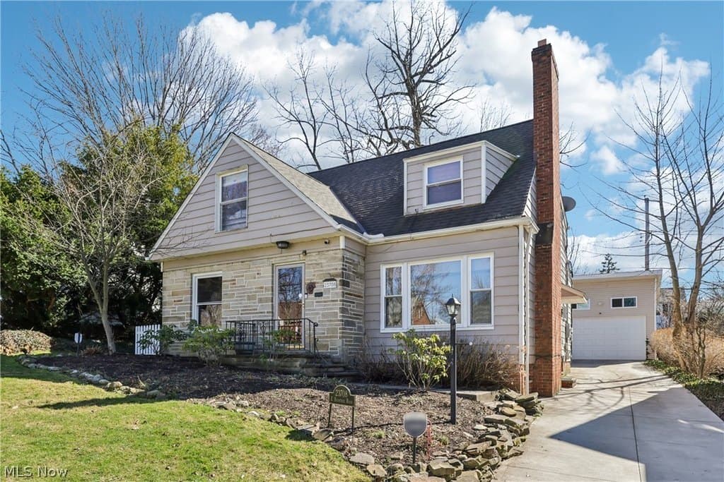 4 bedroom house for sale at 23708 E Baintree Rd Beachwood - $499,000