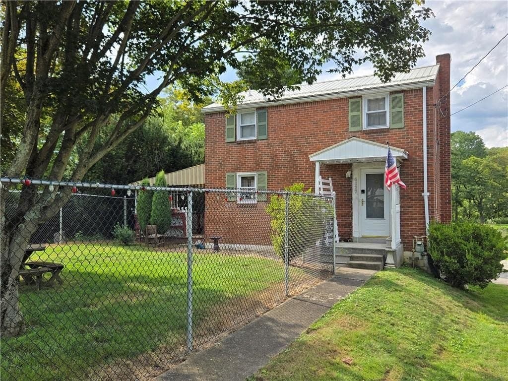 3 bedroom house for sale at 6127 Smithfield St Boston - $174,000