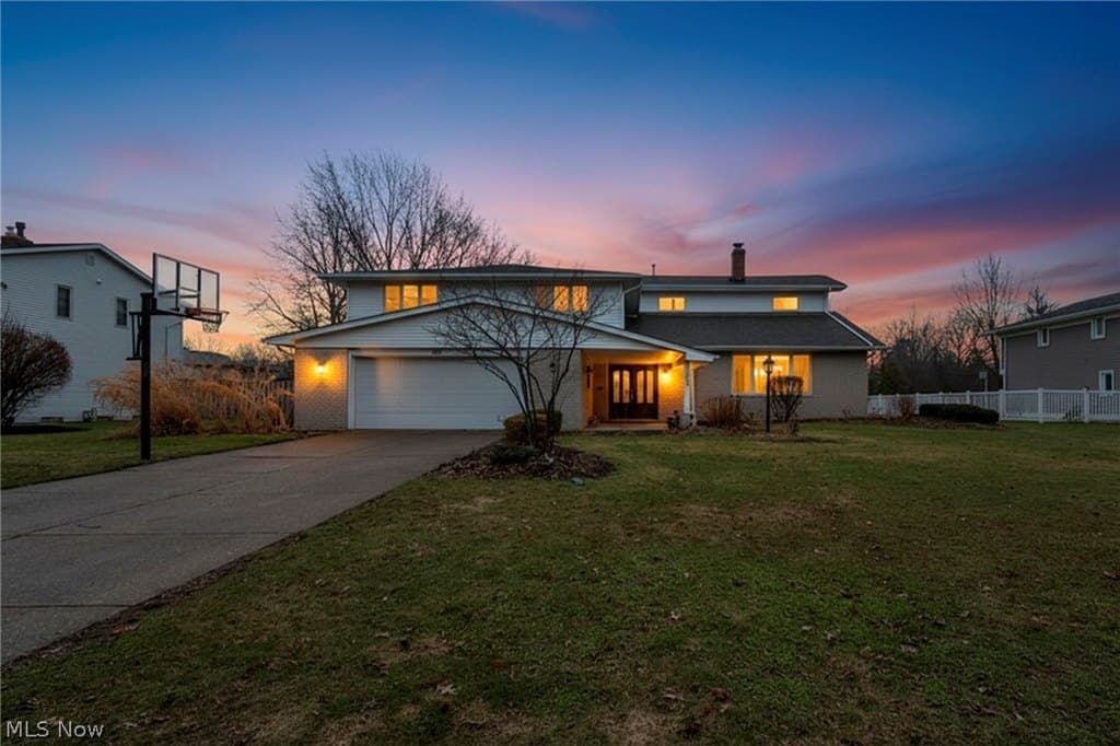 5 bedroom house for sale at 2425 Brian Dr Beachwood - $875,000