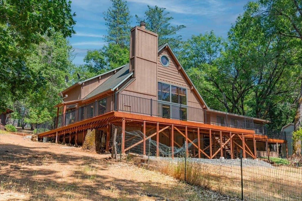 3 bedroom house for sale at 13709 Capitol Dr Grass Valley 95945 - $679,000
