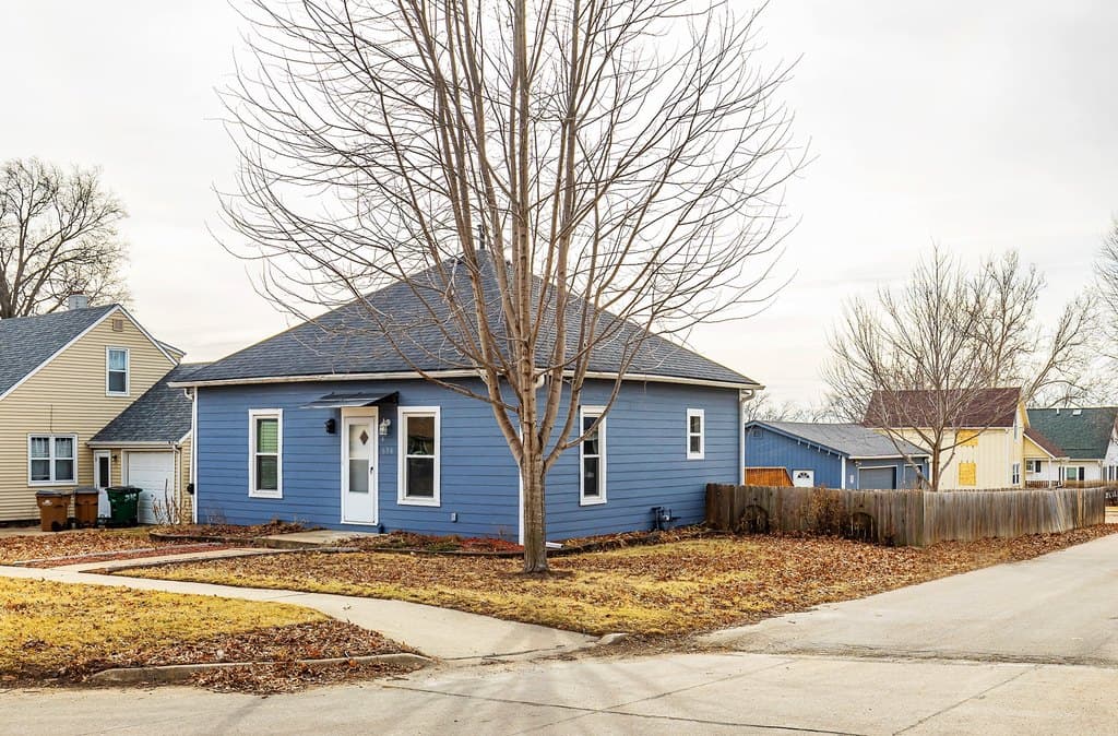 3 bedroom house for sale at 630 Market St Carlisle - $225,000