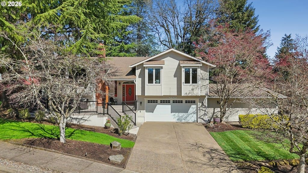 5 bedroom house for sale at 4243 Spring Rock Cir West Linn 97068 - $874,000
