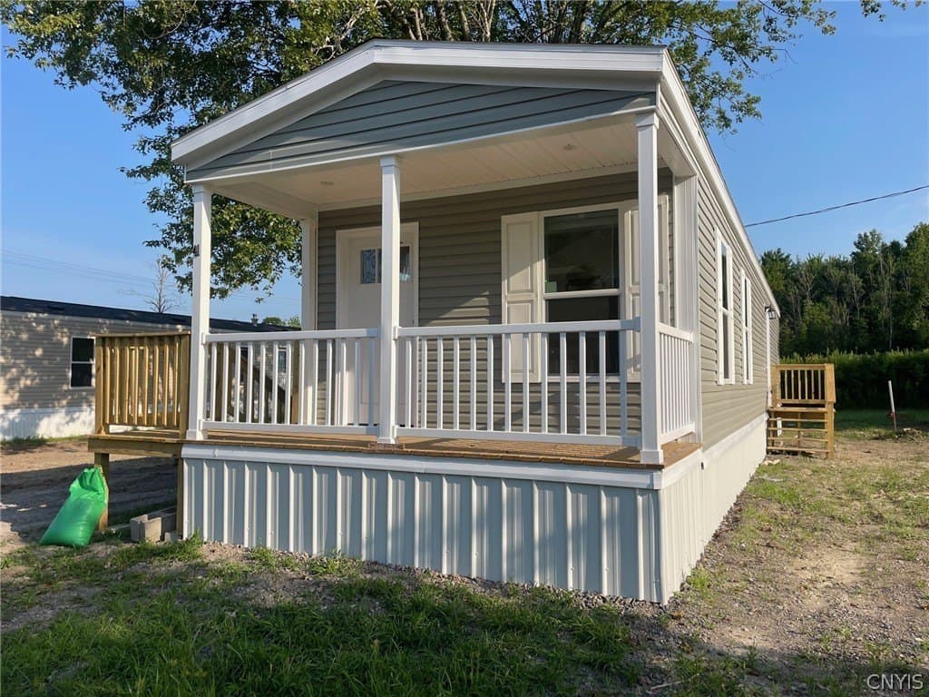 2 bedroom mobile home for sale at 269 US Route 11 Lot 29 Central Square - $87,500