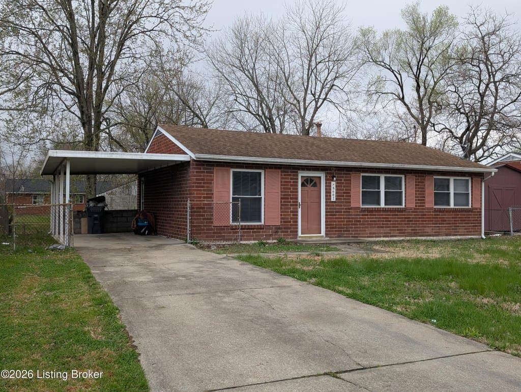 3 bedroom house for sale at 8602 Gary Way Louisville - $185,000