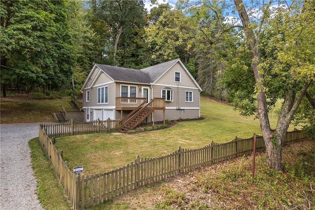 3 bedroom house for sale at 4792 Wexford Run Rd Bradford Woods - $349,900