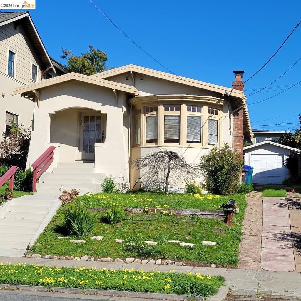 3 bedroom house for sale at 731 Santa Fe Ave Albany - $1,295,000