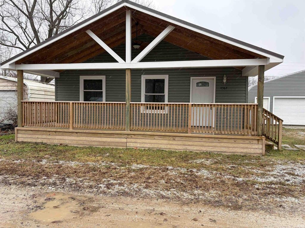 3 bedroom house for sale at 4567 W B Dr Albion - $210,000
