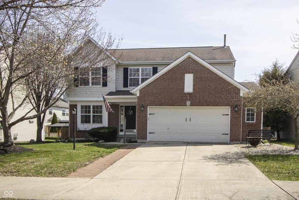 4 bedroom house for sale at 14455 Harrison Pkwy Fishers 46038 - $415,000