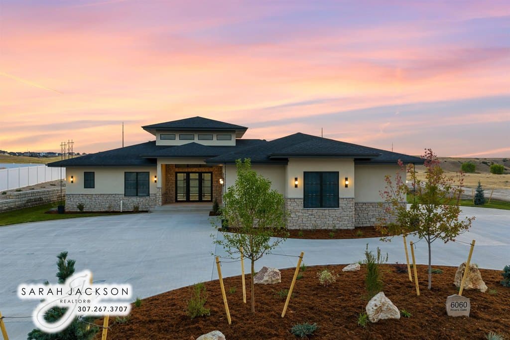 4 bedroom house for sale at 6060 Rivers Gate Casper - $1,325,000