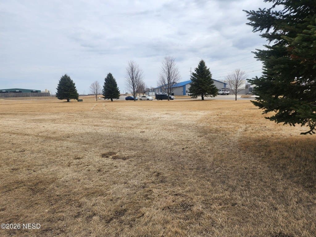land for sale at 1000 19th St SE Watertown 57201 - $225,000