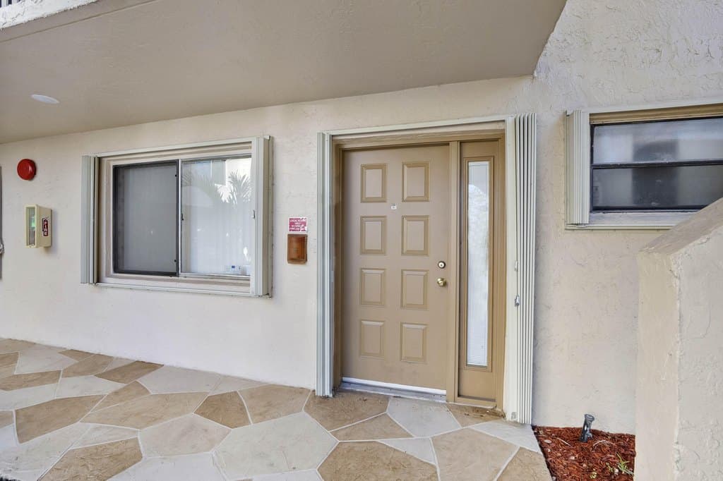 3 bedroom condo for sale at 8040 Hampton Blvd Apt 101 North Lauderdale - $160,000