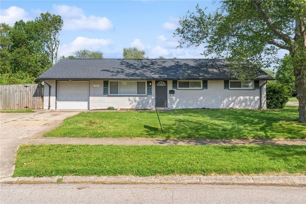 3 bedroom house for sale at 3890 Endover Rd Miami Township 45439 - $185,000