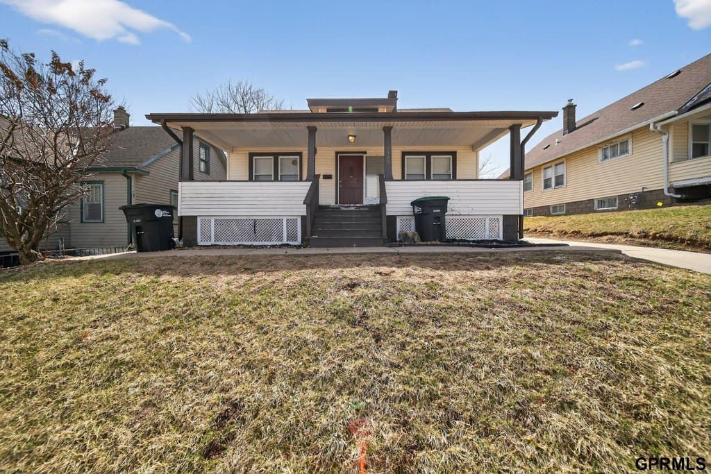 3 bedroom house for sale at 4325 Binney St Omaha - $144,900