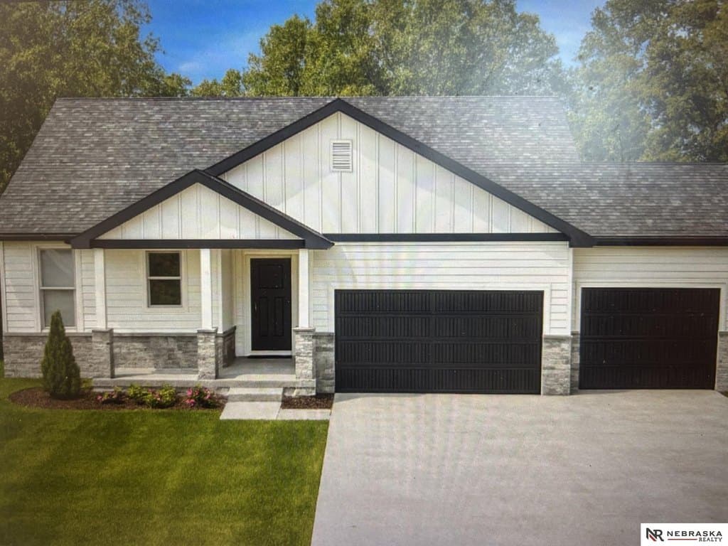 5 bedroom house for sale at 860 Sycamore Dr Arlington - $530,000