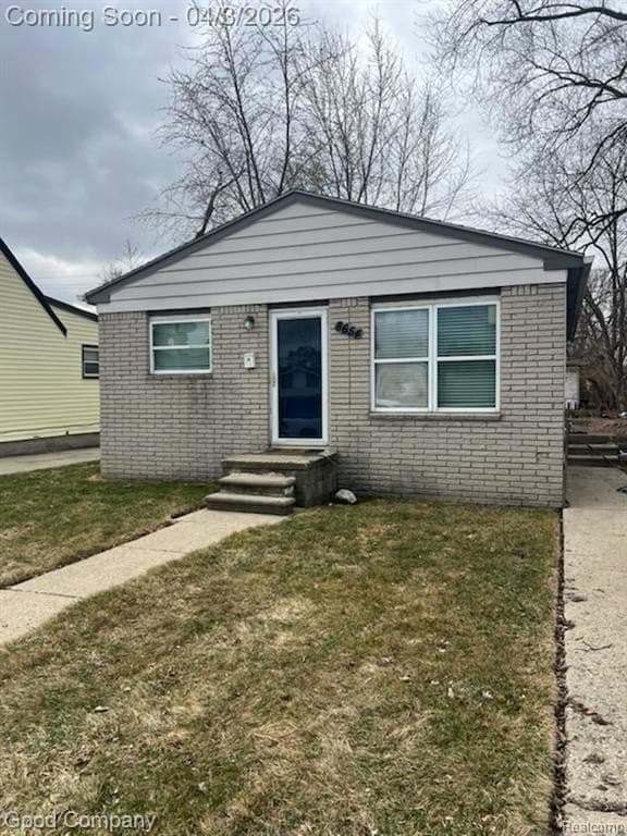 3 bedroom house for sale at 8654 Continental Ave Warren 48089 - $115,000