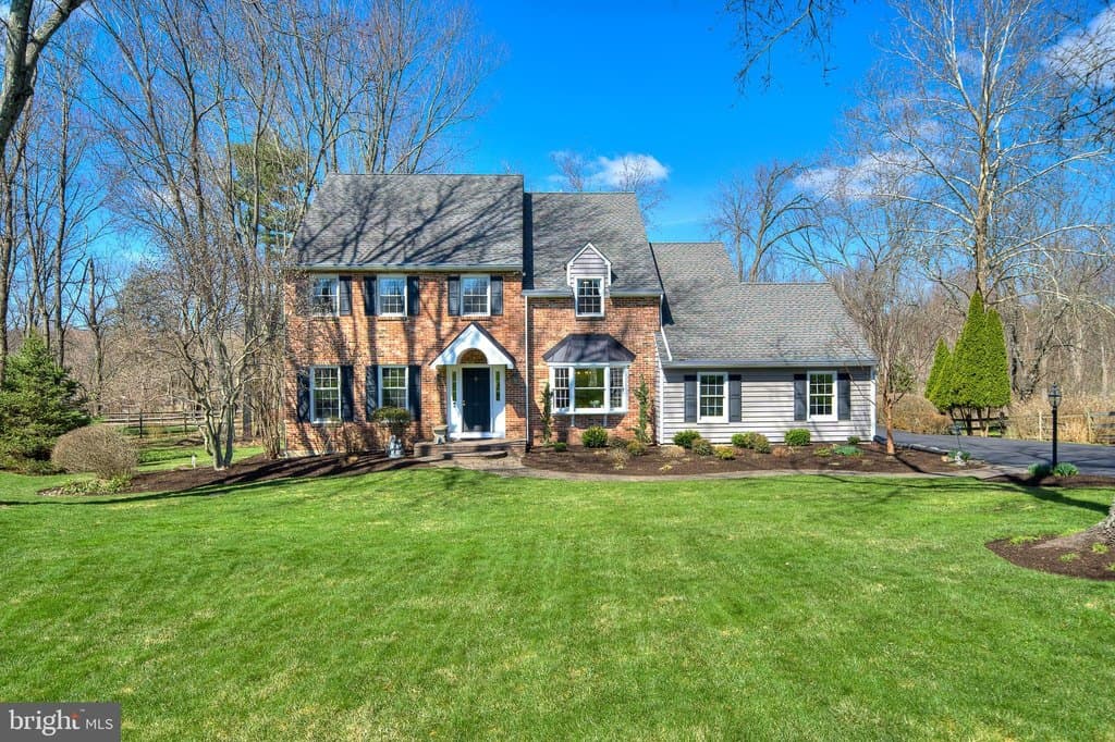 4 bedroom house for sale at 30 John Dyer Way Doylestown 18902 - $795,000