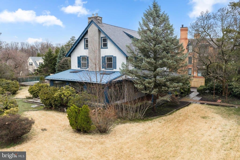 5 bedroom house for sale at 111 E Montgomery Ave Ardmore - $1,080,000