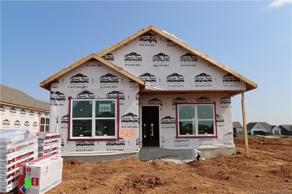 3 bedroom house for sale at 1173 Parkland Trl Lot 569 Jeffersonville 47130 - $271,900