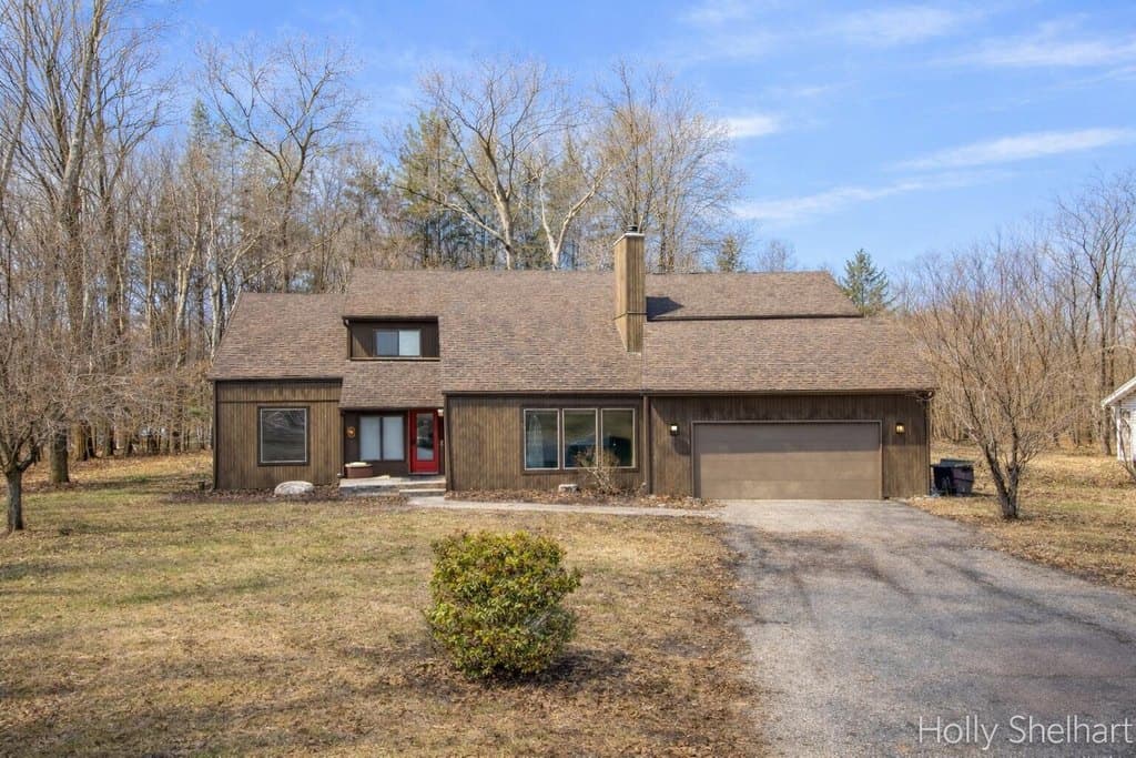 4 bedroom house for sale at 903 Cram Ln Albion - $410,000